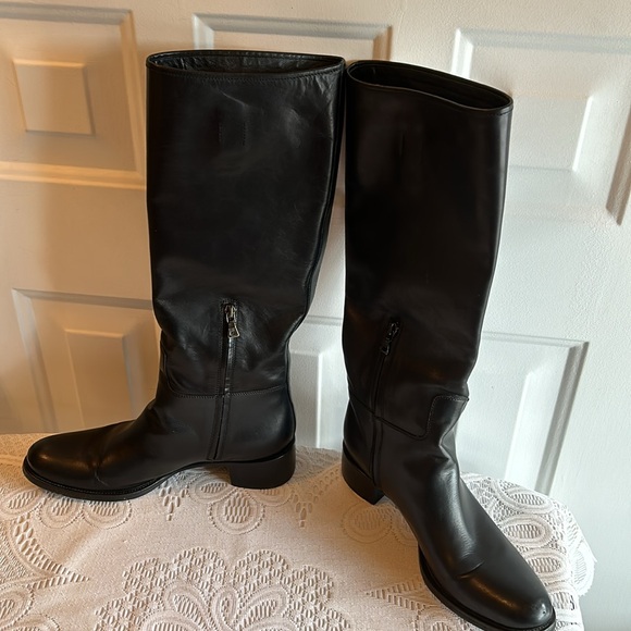 Prada Leather boots below the knee. Women’s size 8 . - Picture 1 of 16